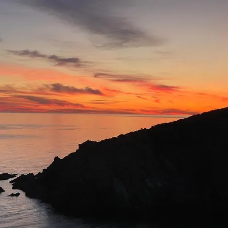 Ey - Waterfront With A View * Banyuls-sur-Mer