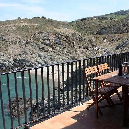 Ey - Waterfront With A View